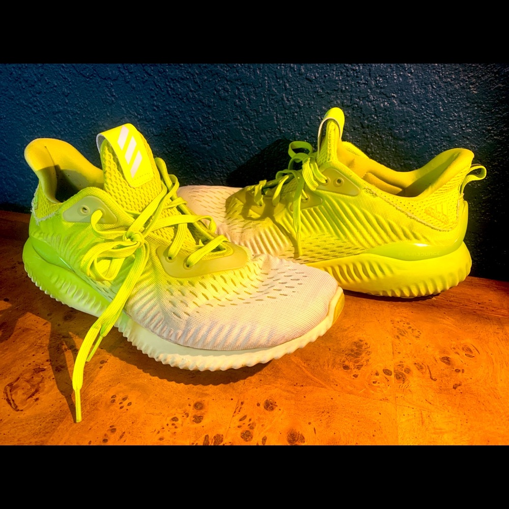 Adidas alphabounce neon women’s running shoe size 10